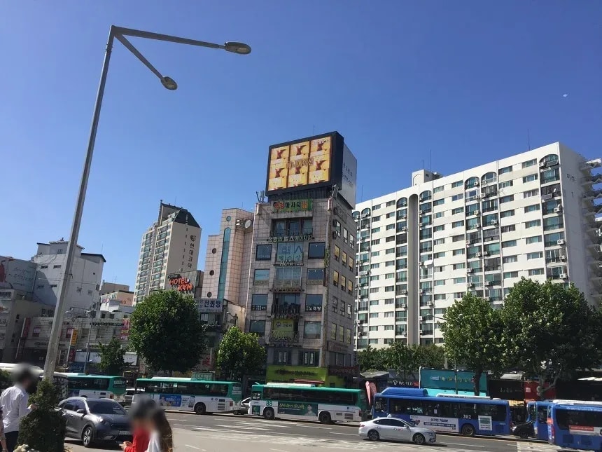 청량리 무광빌딩 전광판