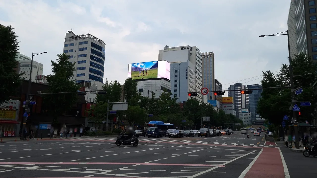 광화문 디조빌딩 D-VISION 전광판