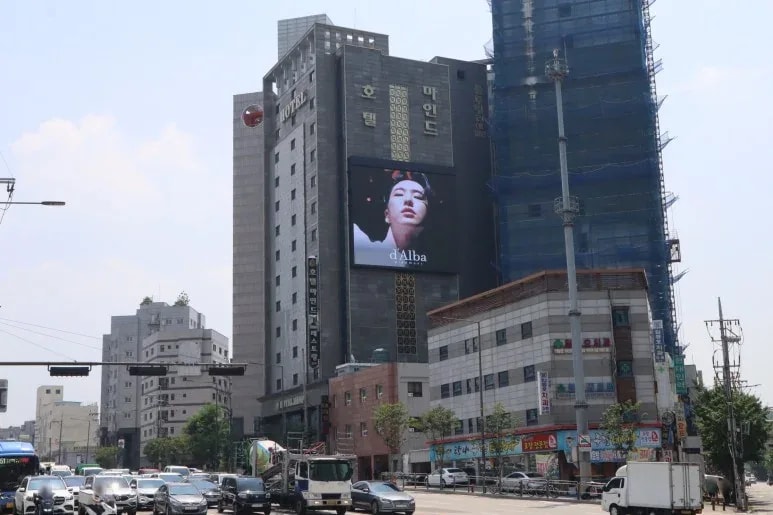 디지털단지오거리 마인드호텔 전광판